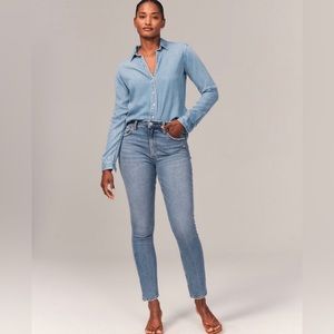 Abercrombie — Curve Love High Rise Skinny Jean